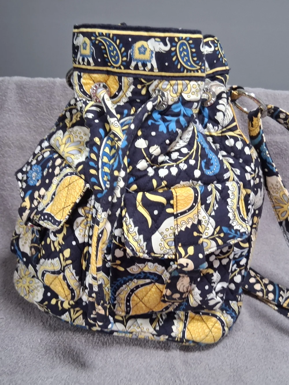 Vera Bradley Ellie Blue & Yellow Elephant Drawstring Crossbody Bag flap pockets - Picture 4 of 11